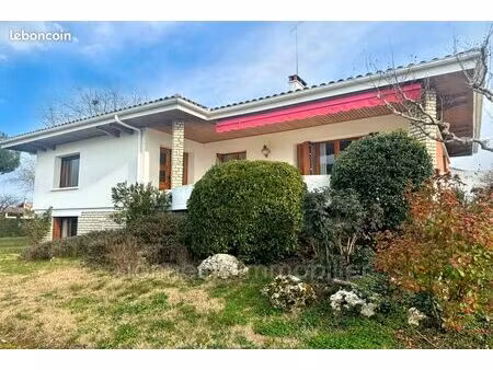 maison 5 pièces 3370 m²