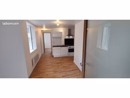 f2 neuf et lumineux en plein coeur d'espaly saint marcel