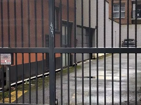 box garage sécurisé 15m2