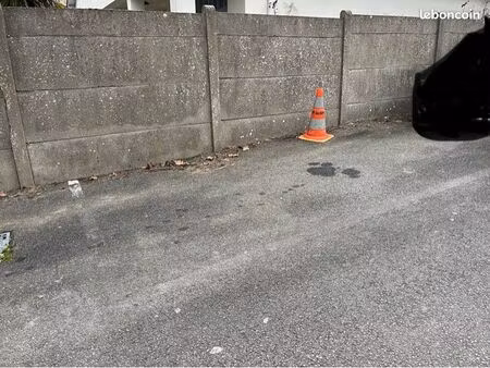 place de parking -st marc sur mer