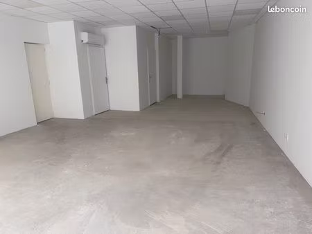 local commercial hyper centre