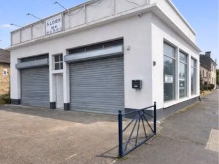 local commercial 120m2