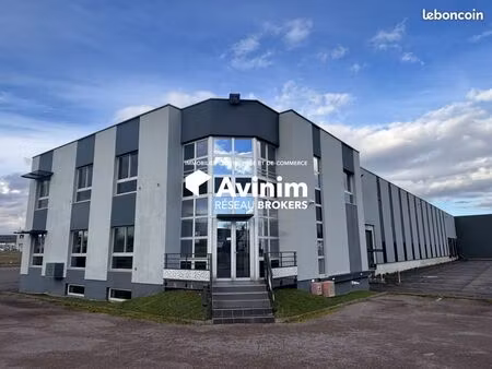 local 4412 m² dijon