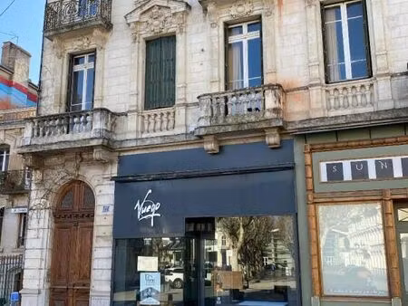 local commercial 53 m²