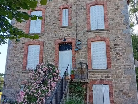 maison en pierre