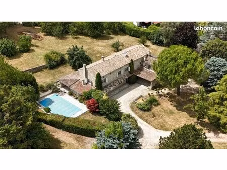 ferme 14 pièces 257 m²