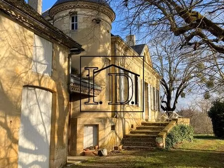 maison 13 pièces 311 m²