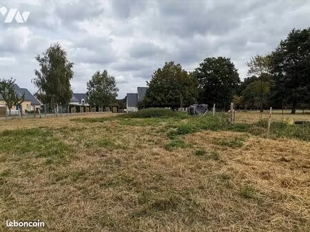 terrain 732 m² medreac