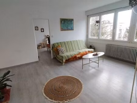 appartement t2 entierement rénové à louer – 50 m² – chenôve – 650