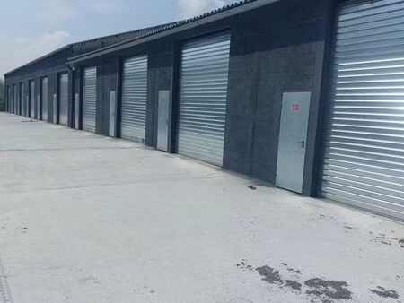 local a louer type entrepôt gasny