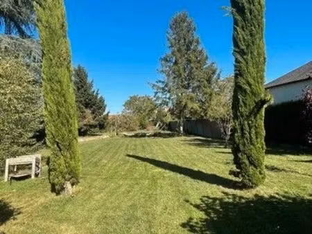 terrain constructible 1 100 m² – rebréchien