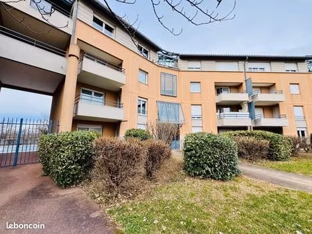 appartement 3 pièces 68 m²