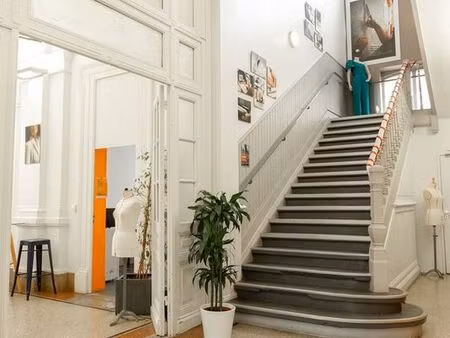 local 947 m² roubaix