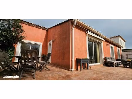 villa t5 100 m²
