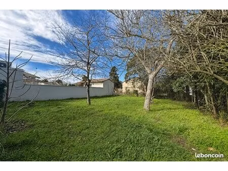 terrain 300 m² frouzins
