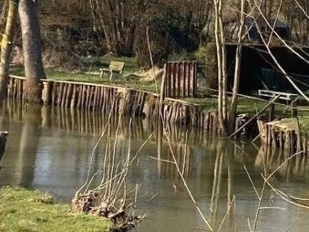 terrain 1800 m² conge sur orne