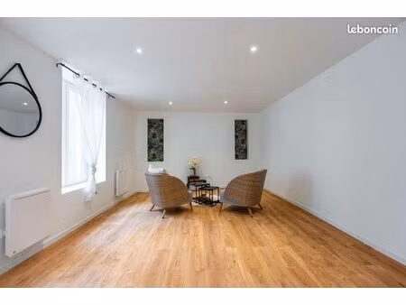 ? appartement 4 pièces – 80 m² carrez / 95 m² au sol – terrasse & jardin privatif – aucun 