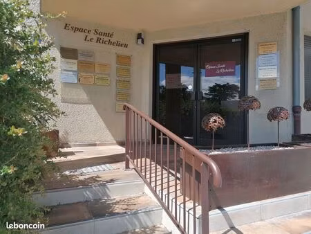 location bureau/ cabinet