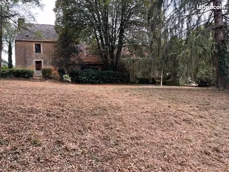 ancienne propriété constituée de 2 maisons indépendantes