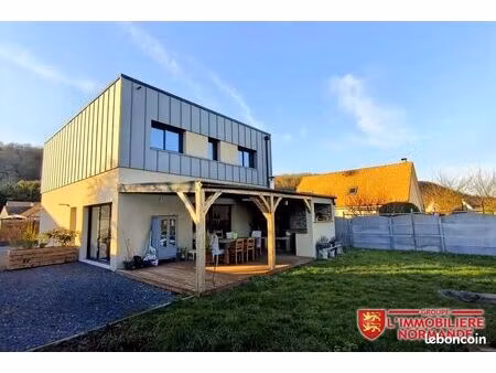 maison 7 pièces 156 m²