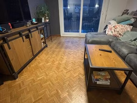 grande maison familiale individuelle