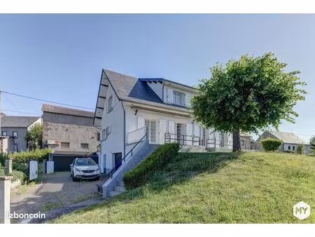 maison 6 pièces 225 m²