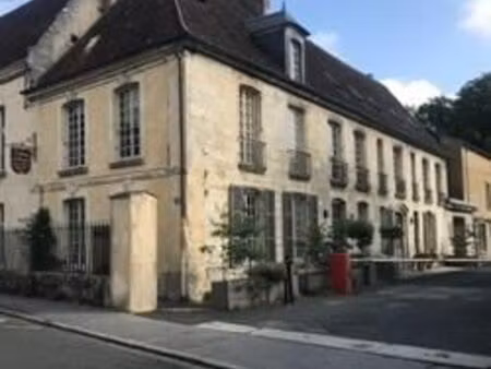 propriété 11 pièces 390 m²