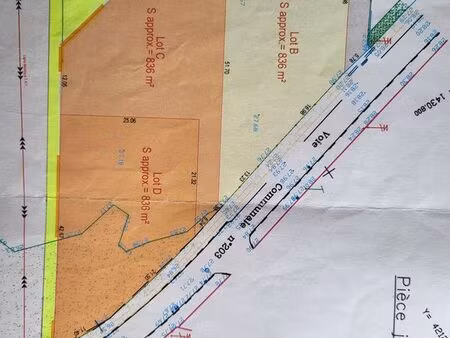 terrain 1046 m2 ( 836 m2 constructible + 210 m2 non constructible)