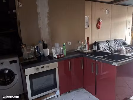 propriété 4 pièces 80 m²