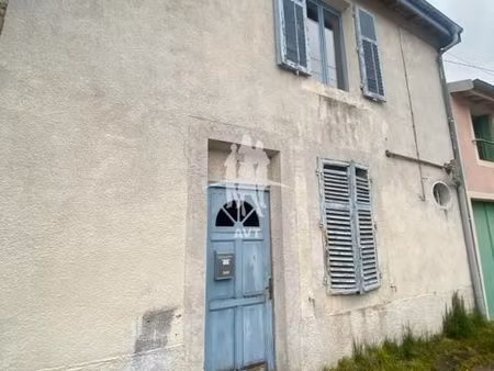 maison de village 3 pièces 80 m²