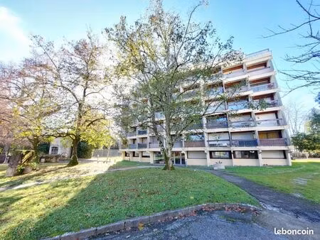 studio 1 pièce 19 m²