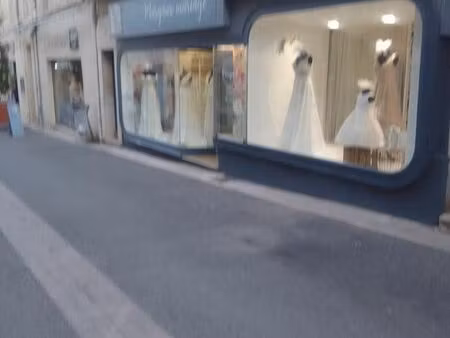 local commercial a louer