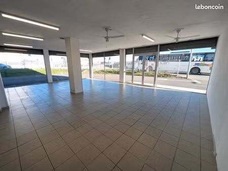 local commercial très lumineux - 113m² + parking – alès