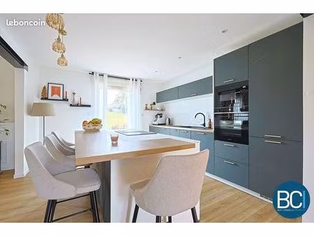 maison 7 pièces 150 m²