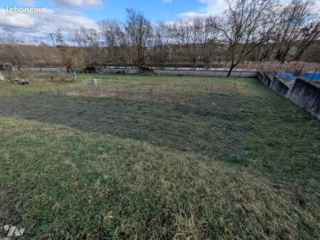 terrain 800 m² crevic