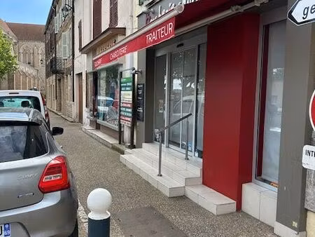 boucherie  charcuterie  traiteur 200 m² la chapelle-de-guinchay