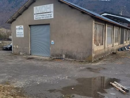 entrepot  atelier 200m2