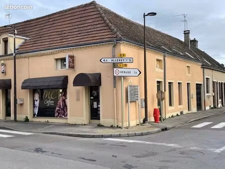 local commercial 60m² et annexe 20m² - coeur de gergy 71 - idéal profession libérale - tou