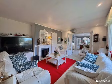 rare : plain-pied 3ch  jardin 1800m2  garage + dépendances  dpe c  coquelles/ frethun