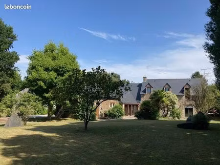 maison 9 pièces 397 m²