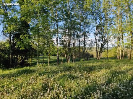 terrain constructible 1400m2