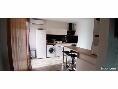 t2 entièrement rénové et meublé