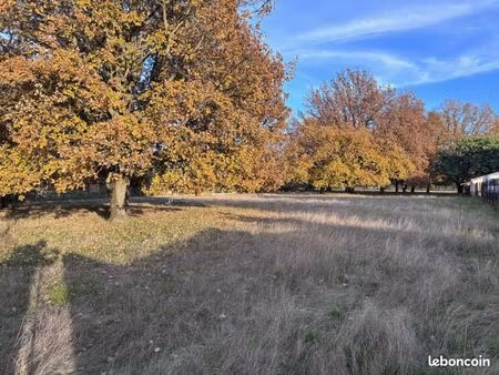 terrain 1 031 m² eaunes