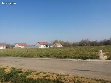 terrain constructible 1249 m² – frangy-en-bresse