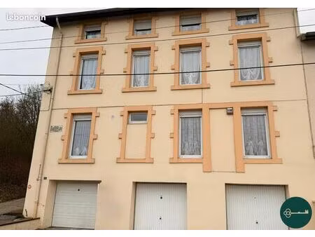 immeuble 12 pièces 275 m²