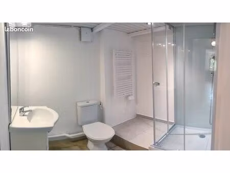 à louer – t2 de 40 m² avec stationnements privatifs