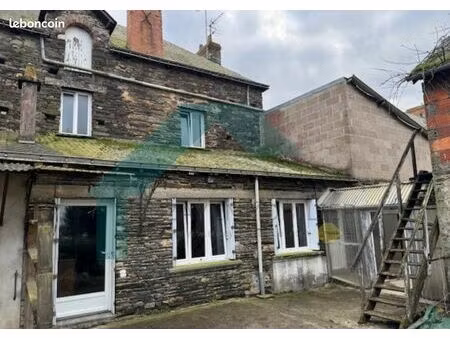 maison 9 pièces 110 m²