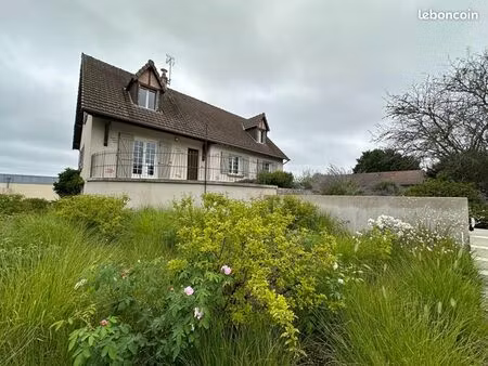 maison 6 pièces 156 m²