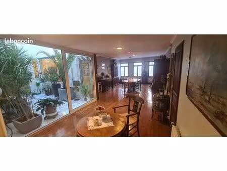 maison 345 m² montreuil-sur-mer