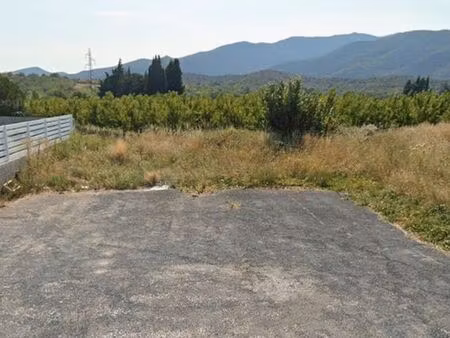 terrain de 278 m² à vinça
